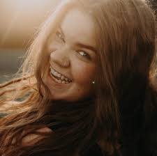 Erin Laney's Instagram, Twitter & Facebook