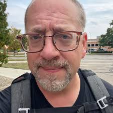 I always joke that I don't have resting-bitch-face, I have  resting-someone-knocked-the-ice-cream-off-my-cone face. #selfie #rbf