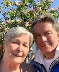 We did not find results for: Alfons Haider Im Gluck Habe Endlich Meine Mama Wieder Kurier At