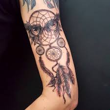 Tatouage Attrape Reve 100 Designs Mysterieux Et Leurs Significations Voici pourquoi utiliser un attrape rêve et comment le fabriquer. tatouage attrape reve 100 designs