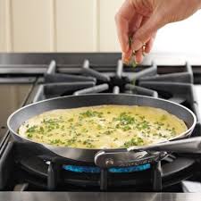 All Clad D5 Stainless Steel Nonstick Omelette Pan 9 Omelette Pan Specialty Cookware Stainless Steel Cookware