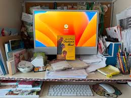 Hello Edith Wilford. It's so nice to see you again. #irises #inmygarden