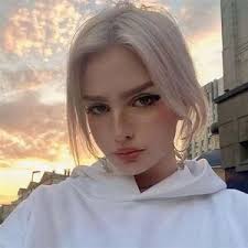 Sydney Cruz (@sydney.cruz296)