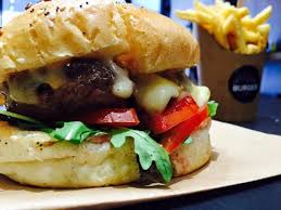 Menu Tres Correct Avis De Voyageurs Sur L Artisan Du Burger Paris Tripadvisor