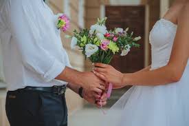 Design, personnalisé, simple d'utilisation et surtout. Petit Mariage Entre Amis Voici 10 Petits Mariages Qui Vous Inspireront