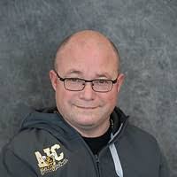 Steve Marcil's Instagram, Twitter & Facebook