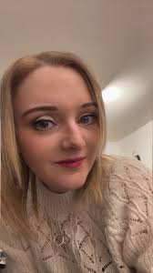 When you love your job… but also OMG. That end of the day artist energy ✨✨  #ArtistOffDuty #BeautyProDecompressing #BeautyProBurnout #SalonZombieMode  #ClockOutEnergy #FinallyOffTheClock #RunningOnEmpty #CreativeGoblinMode  #BeautyProRecovery ...