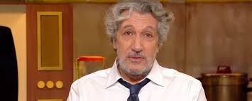 Un poste qui lui a été proposé par alain chabat. Burger Quiz Saison 3 Marina Fois Alexandre Astier Gerard Darmon Succedent A Alain Chabat Actus Cine Allocine