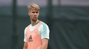 Kristoffer vassbakk ajer (born 17 april 1998) is a norwegian professional footballer who plays for scottish premiership club celtic. 97 Sfjxnwitx7m