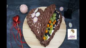 Aber für verliebte der herzlichste kuchen der welt. Alles Gute Zum Muttertag I Eine Runde Torte In Herz Formen I Korbtorte Youtube