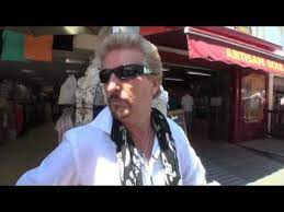 Seul sur bandes, ou avec ses musiciens il remonte les années johnny de l'idole des. Acces Prive Sosies Johnny Youtube