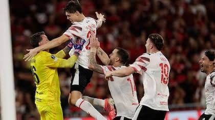 Estudiantes elimin� por penales a Flamengo en el Maracan� y jugar� la final de la Copa Libertadores - LA NACION