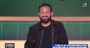 Sa romance avec efira, philippe lucas épouse une jeune nageuse, richard bohringer lutte contre le. Tpmp C8 Les Changements De Cyril Hanouna Pour La Rentree 2021 2022 Avec Balance Ton Post Touche Pas A Mon Poste 6 A 7 Toutelatele