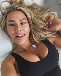 Did you think about me today, or do I need to be more annoying? *asking for  myself* 💋 @injectionswithali x @peacelovemedspa #travel #quotes #relax  #outside