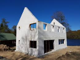 Un soubassement se construit toujours en béton armé. Un Prototype De Maison Passive En Beton Cellulaire De Type