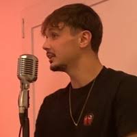 90+ profils pour “Angelo”