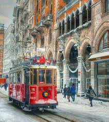 Taksim Tunel Beyoglu Istanbul Nahid Ozen Bir Tren Bosaldi Sonra Meydanlara Kuslar Indi Seni Beklerken Hersey Sana Benzedi Sonra Bir Istanbul Resimler Seyahat