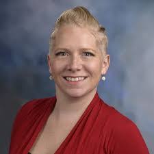 Kimberly Henshaw's Instagram, Twitter & Facebook