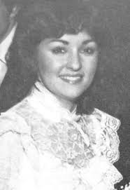 Former queens revisit campus Gathers to address grads