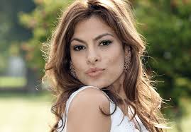 See her all boyfriends' names and biography. Eva Mendes Shared A Shocking Photo Of Being Tortured While Receiving Mono Thread Treatment For Her Neck