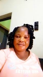 Julia Halstead's Instagram, Twitter & Facebook