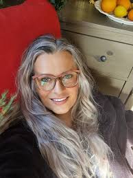 Good morning. Pretty. I like the look. Beautiful eyes!