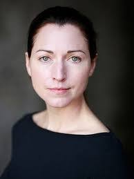 Lucinda Lloyd's Instagram, Twitter & Facebook