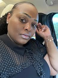 Maya Everett's Instagram, Twitter & Facebook