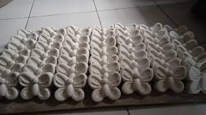 Varieties of gypsum known as satin spar and alabaster are. Patung Gypsum Elih Home Facebook