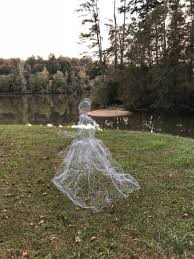 If you've been looking for new ways to dress up your lawn this holiday season, this is definitely the collection for you. Houzz Users Share Their Outdoor Halloween Decorations