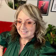 Hey just letting you know that we have a NEW Family Pizza Special. It  includes a large pizza anyway you want it, with a salad, a order of  boneless chicken breast nuggets,