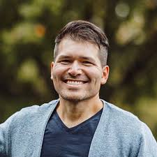 On-Brand Newsletter Writing Service Powered by AI