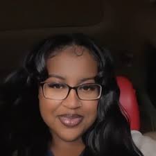 Kaylee Freeman (@kayleeefreeman)