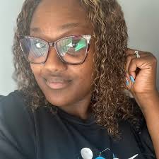 I be praying now." 😂😩😩😩😂😂😂 Charles 3, please go talk to the Lord and  leave my good sis the hell alone. 😂😂😂