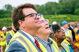 What precinct chairs really think about the candidates for mayor