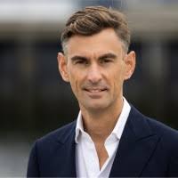 40+ "Mark Holst" profiles