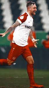 Stadt und polizei sind am stadion im einsatz. Tf Sport Edit On Twitter Rot Weiss Essen Wallpaper Header Dfbpokal Essen Rweb04 Rwe