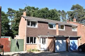 Parkers Tadley 3 Bedroom House Sstc In Mornington Close Baughurst Tadley