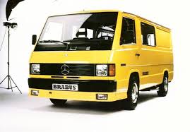 Mercedes Mb100 Amg Que De La Gueule Boitier Rouge Mercedes Mercedes Benz Voiture