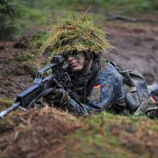 Soldaten, unteroffiziere und offiziere bei der bundeswehr leisten einen wichtigen beitrag für unser land. Heckler Koch G36 Ist Raus C G Haenel Soll Sturmgewehr Fur Bundeswehr Liefern Manager Magazin