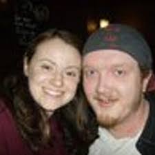 Laura Kett's Instagram, Twitter & Facebook