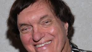 The murder of all life on earth henchmen: Richard Kiel James Bond Villain Jaws Is Dead