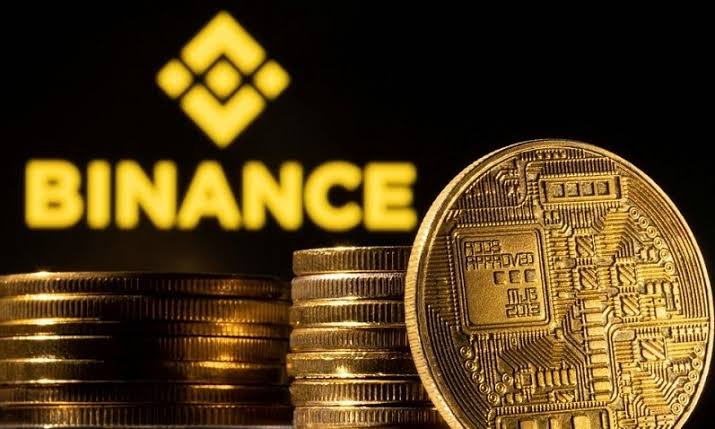 Crypto exchange Binance sees outflows of $2bn, stops withdrawals - Business  - DAWN.COM