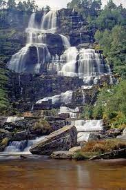 Myths even say that the water is a fountain of youth! Tvindefossen Voss Norge Norway Travel Beautiful Waterfalls Beautiful Places