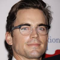Matthew « Matt » Bomer glasses