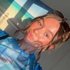 Tasha Moffat (@tashamoffat)