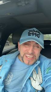 Podcaster Chris Lyle (on the right) caught 2 predators this week in New  Jersey. Next week, he plans