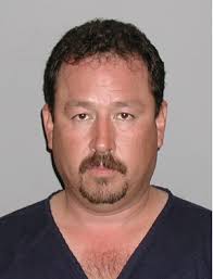 Drug dealer running from the U.S. Marshals maybe hiding in San Antonio