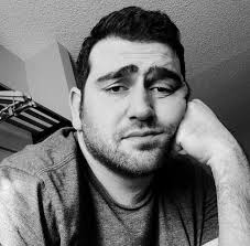 As it's Christmas Eve Eve, I think we should play; would you rather the  Disney version? And be careful, because this will be hard. Movie Watching  (Walt): Frozen ❄️or Tangled💇‍♀️ Disney Princess: