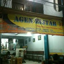 Jika anda ingin melihat ongkos kirim atau biaya kirim paket anda dan ingin melihat status paket anda bisa cek di dalam aplikasi ini. Photos At Agen Bis Po Rosalia Indah Bus Line